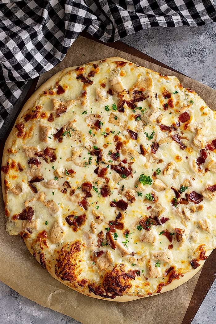Order Chicken Bacon Ranch Pizza - Small 10'' food online from Big D Pizza store, Clyde on bringmethat.com