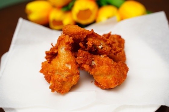 Order Fried Chicken Wings food online from Tea So store, Castro Valley on bringmethat.com