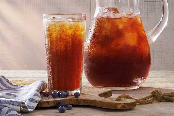 Order Huckleberry Tea (Half Gallon) food online from Cracker Barrel Old Country Store store, Corinth on bringmethat.com