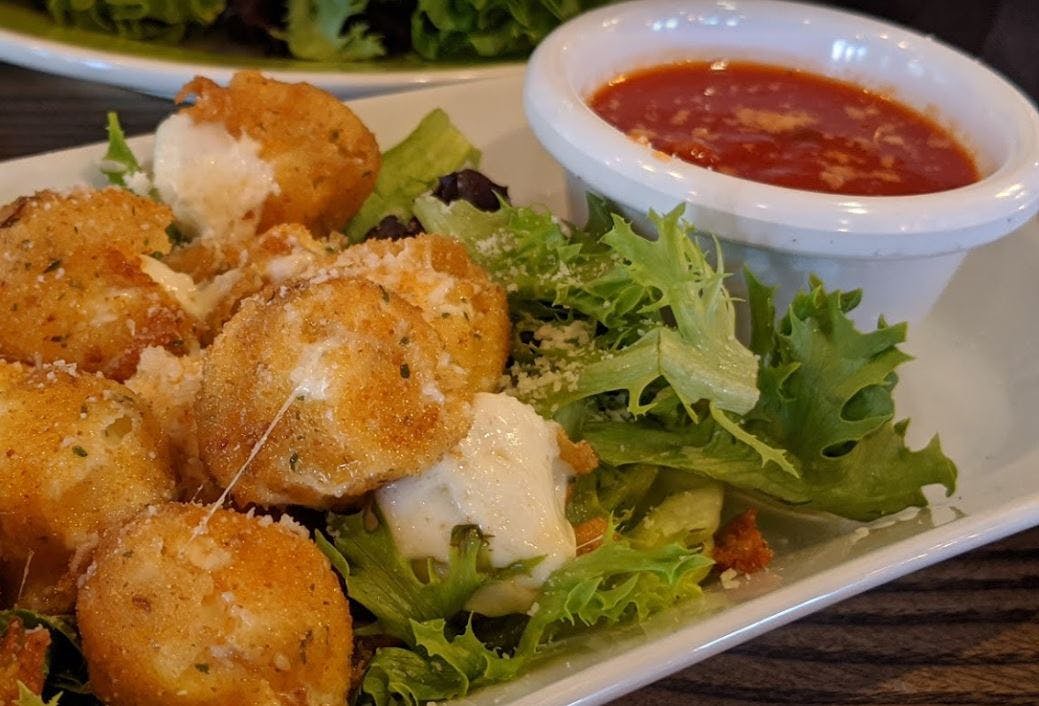Order Fresh Fried Mozzarella Balls - Appetizer food online from Michelina Apizza store, New Haven on bringmethat.com