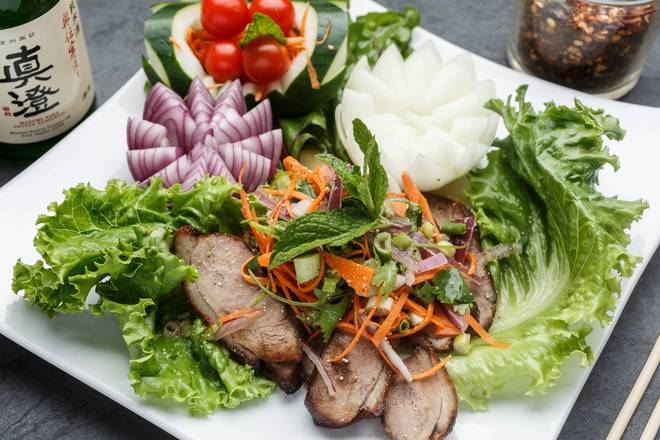 Order Grilled Waterfall Salad food online from Sukhothai store, New Orleans on bringmethat.com
