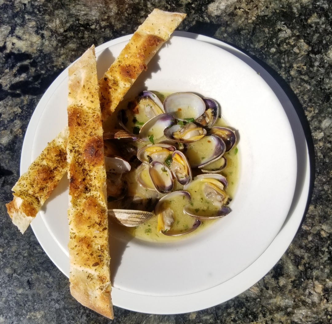 Order Vongole food online from Cucina Alessa store, Newport Beach on bringmethat.com