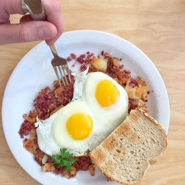 Order Homemade Corned Beef Hash food online from Sunny Street Cafe store, Columbus on bringmethat.com