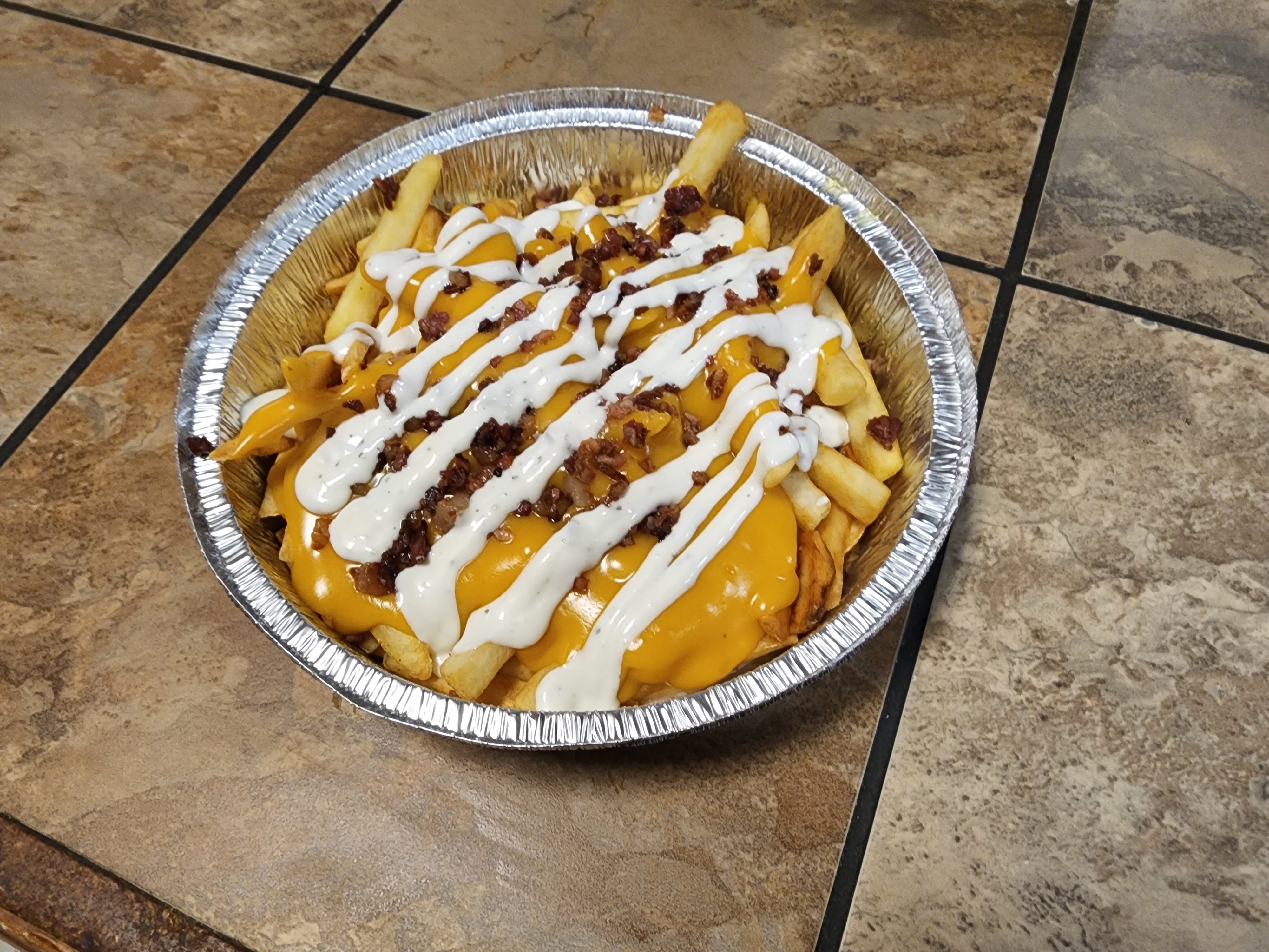 Order Roma Fries - Appetizer food online from Roma Pizza store, Hellertown on bringmethat.com
