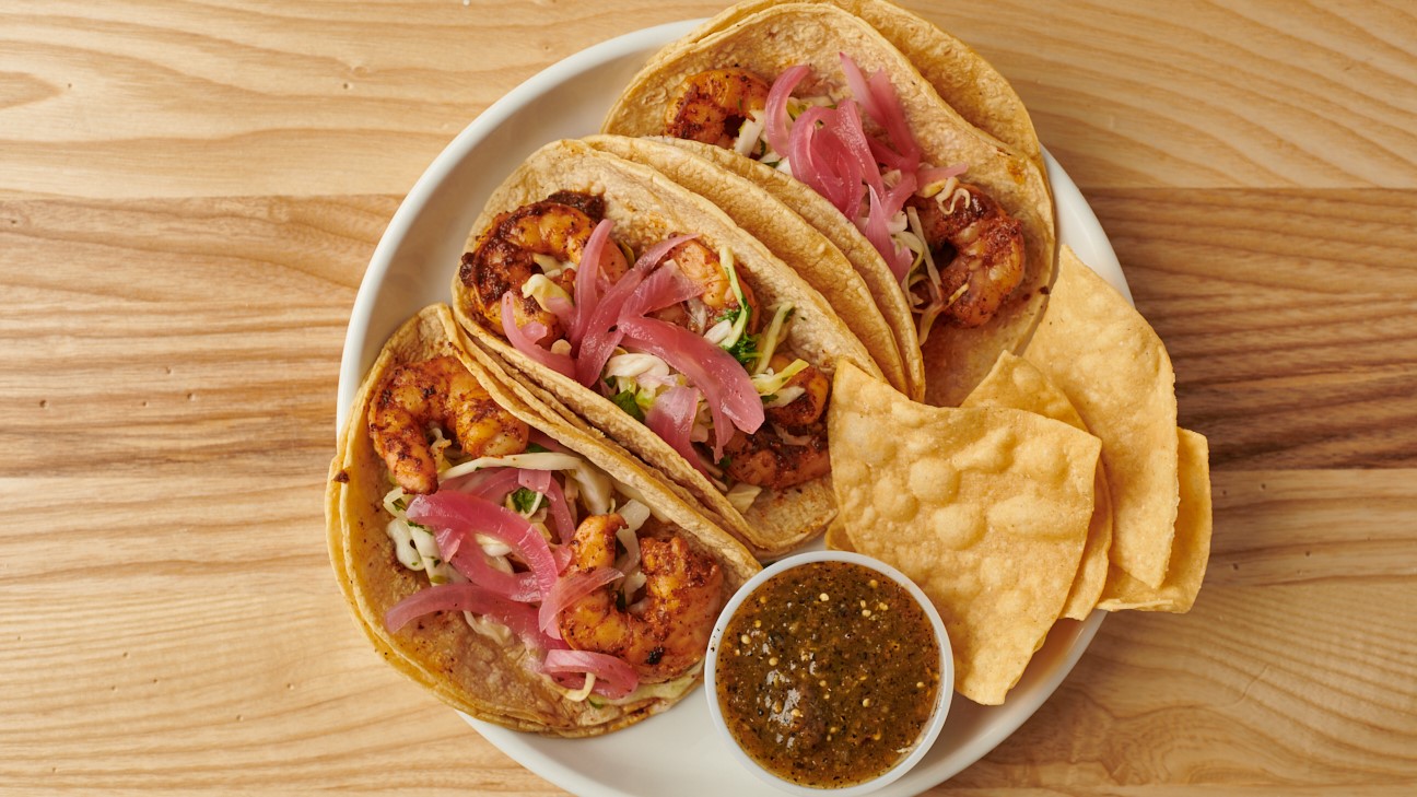 Order CABO SHRIMP TACOS food online from Burrito Beach store, Chicago on bringmethat.com