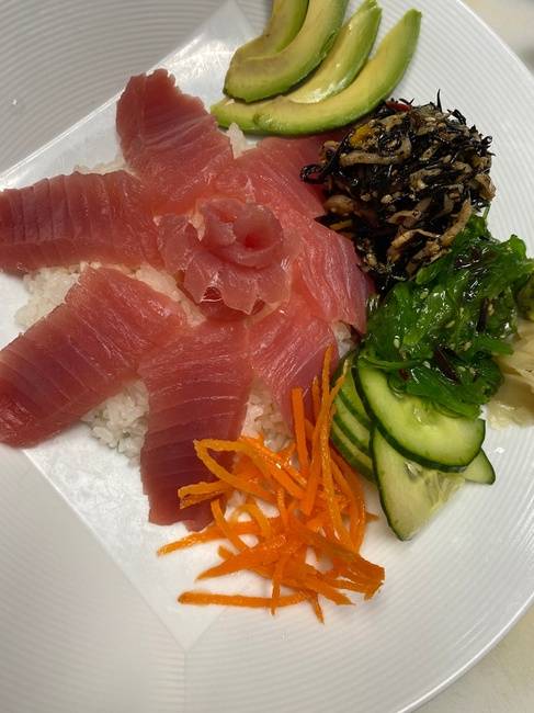 Order Tuna Don food online from Bamboo Restaurant store, Southampton on bringmethat.com