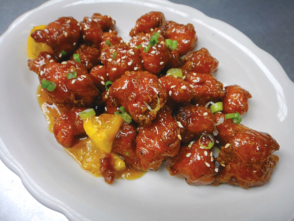 Order Orange Chicken food online from Thai Curry store, Paramount on bringmethat.com