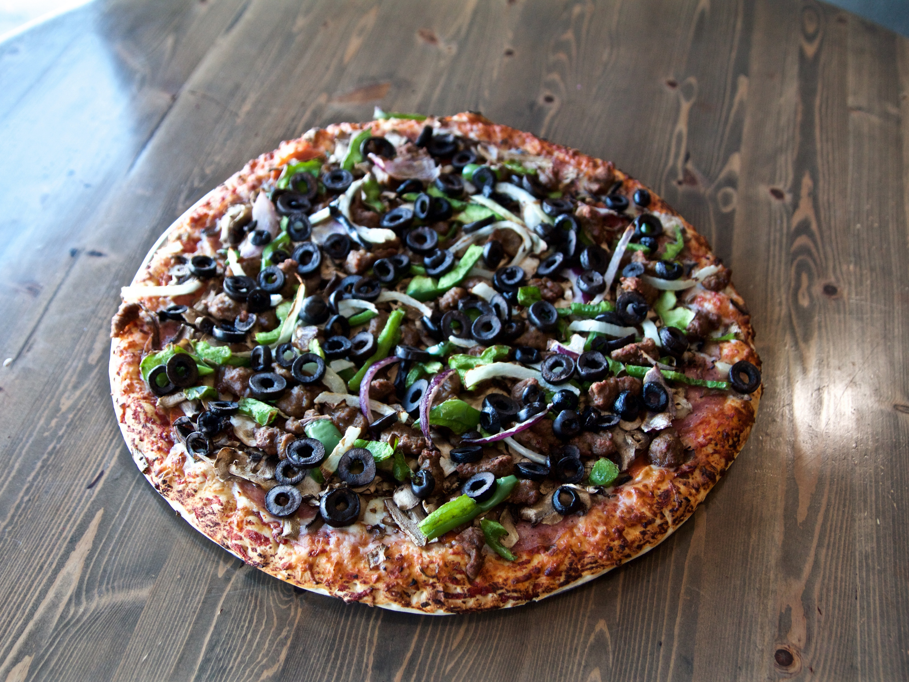 Order Combination Pizza food online from Rico Pizza store, Modesto on bringmethat.com
