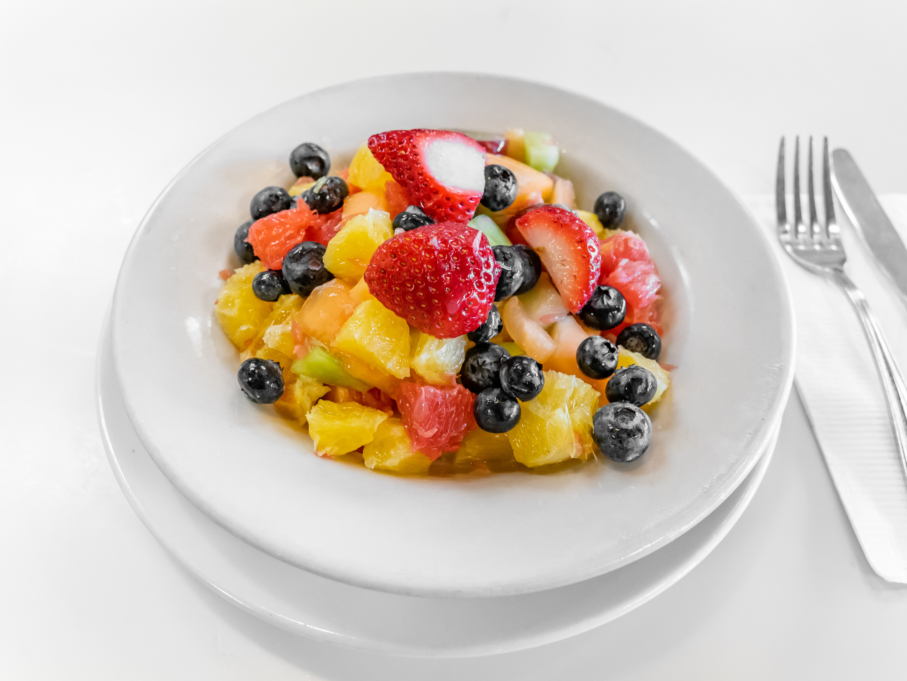 Order Fresh Fruit Salad food online from Early Bird Cafe store, Ridgefield on bringmethat.com
