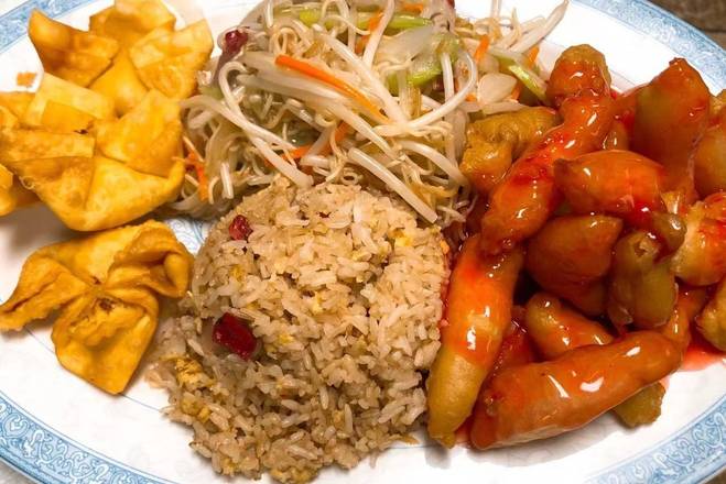 Order Combination Dinner 3 food online from Yu Garden store, Troutdale on bringmethat.com