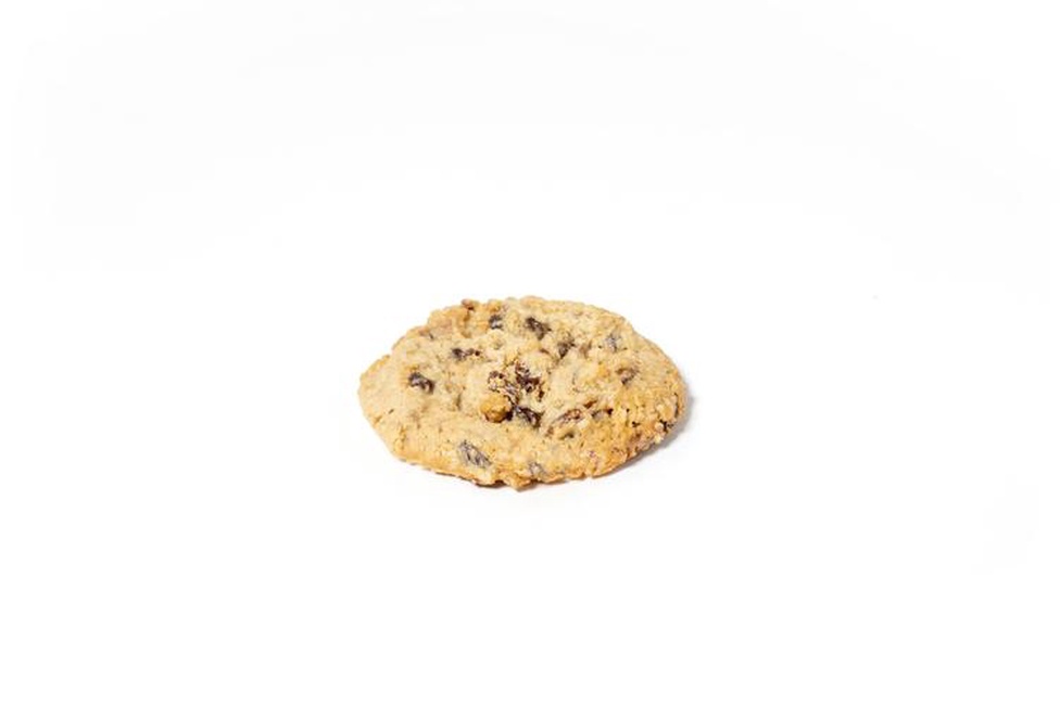 Order Oatmeal Rasin Cookie food online from Primohoagies store, Avalon on bringmethat.com