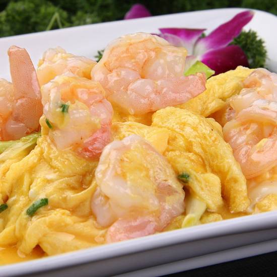 Order Scrambled Egg with Shrimp滑蛋虾仁 food online from Chuanyu Fusion store, Oklahoma City on bringmethat.com