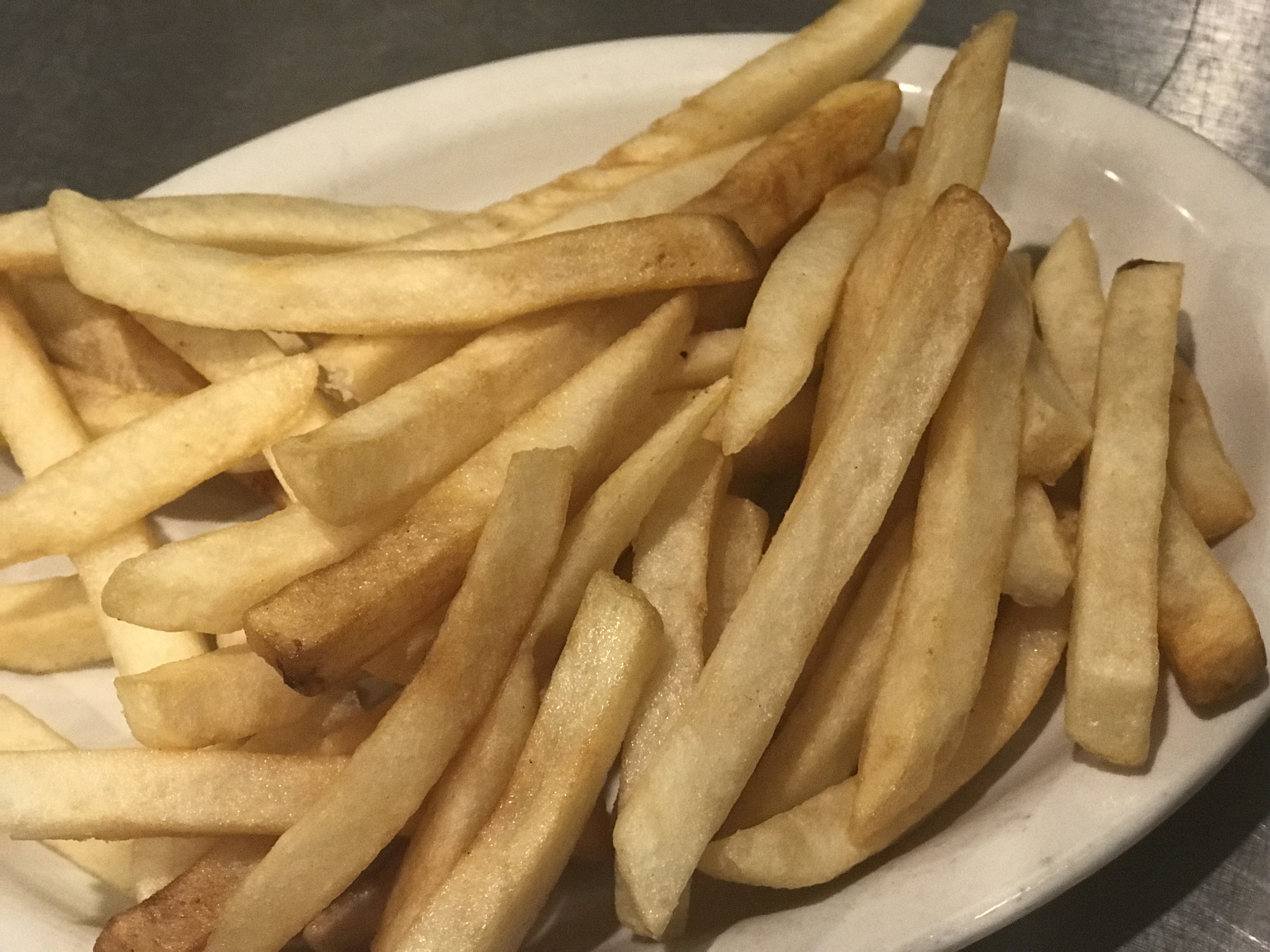 Order French Fries food online from Ram's Horn store, Southfield on bringmethat.com