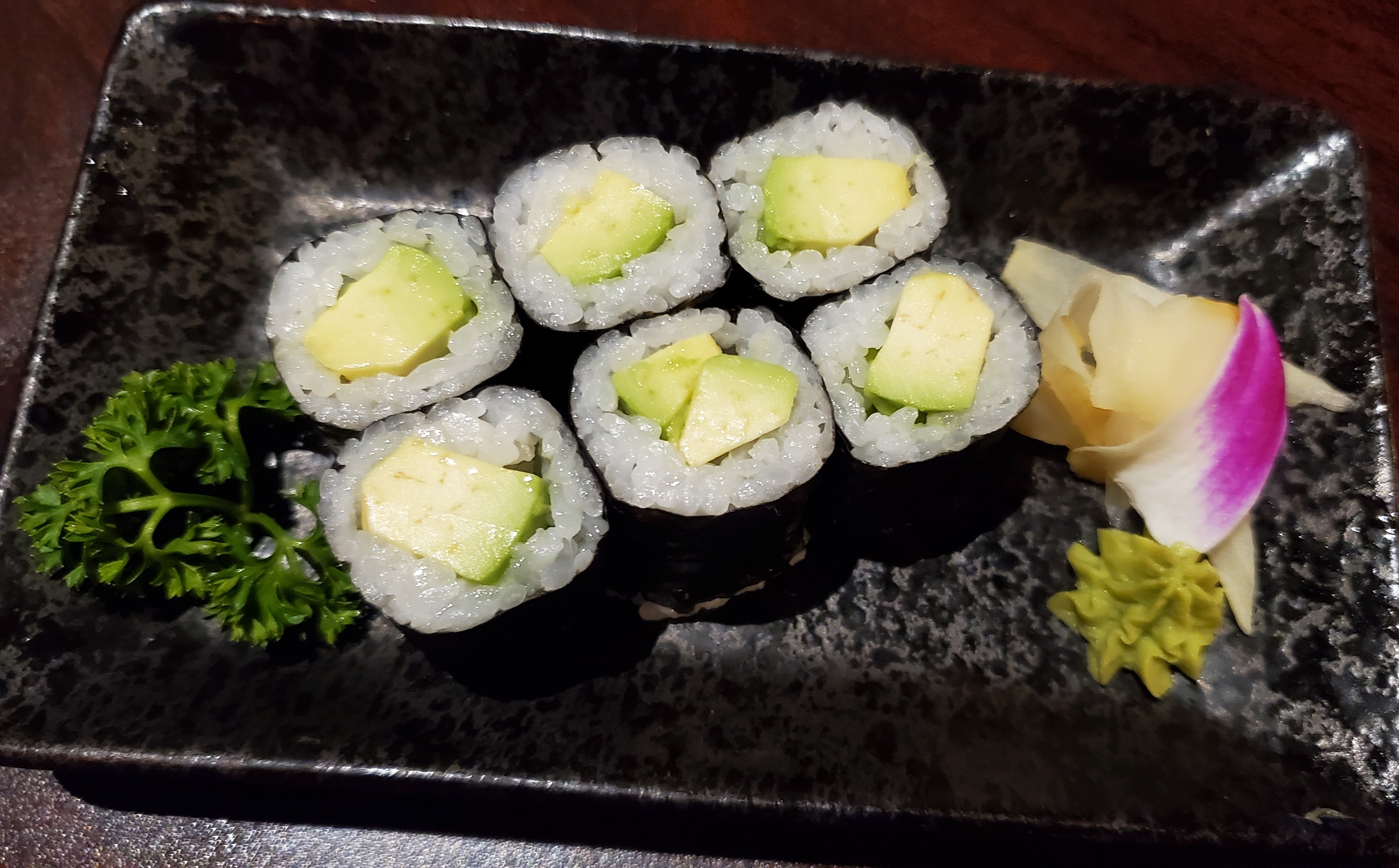 Order Avocado Roll food online from Tsui Sushi Bar store, Seattle on bringmethat.com