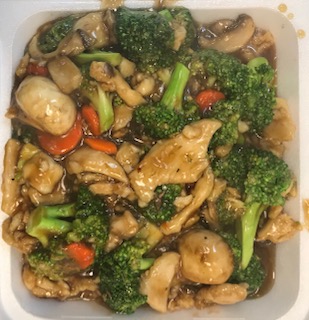 Order Chicken Broccoli food online from Lucky Buddha Asian Restaurant store, Goodyear on bringmethat.com