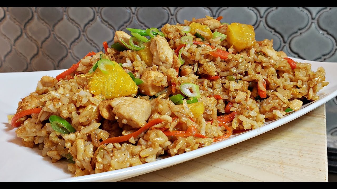Order Pineapple Fried Rice with Chicken food online from Oishi store, Providence on bringmethat.com