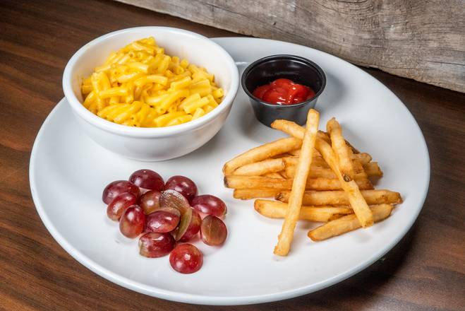Order Kids Mac 'N Cheese food online from Duffy Sports Grill store, West Palm Beach on bringmethat.com