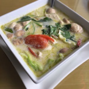 Order Green Curry food online from Royal Thai Restaurant store, Garden Grove on bringmethat.com