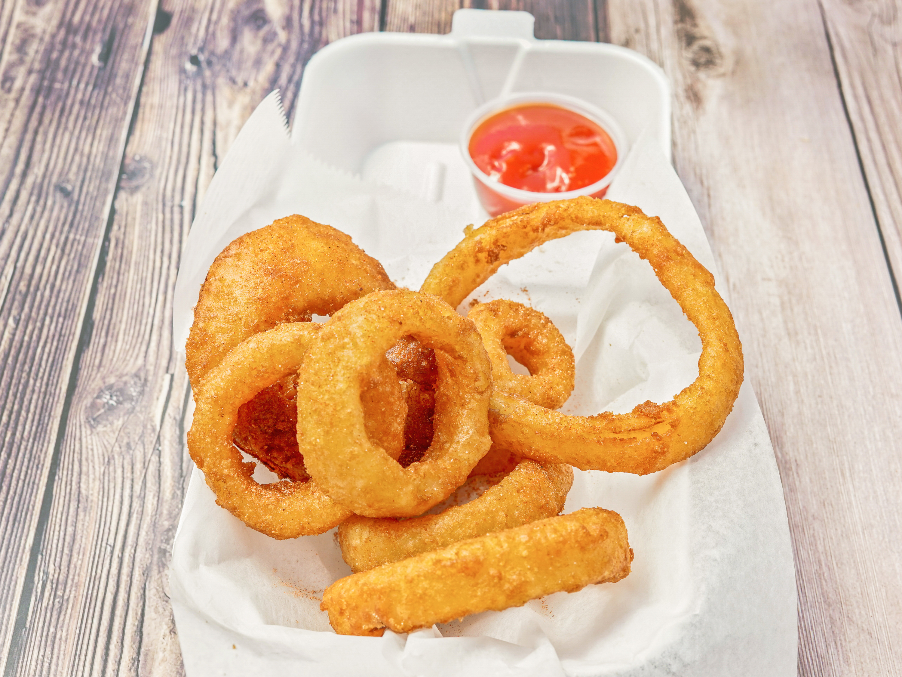 Order Onion Rings food online from Mikey Kitchen store, Elmwood Place on bringmethat.com