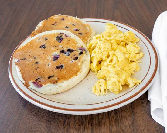Order Blueberry Pancakes food online from Roger Deli store, Mountain View on bringmethat.com