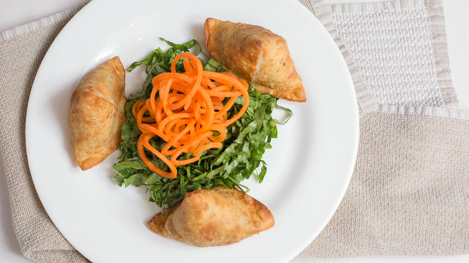Order Vegetable Samosa (3 Pieces) food online from Royal Palace store, White Plains on bringmethat.com