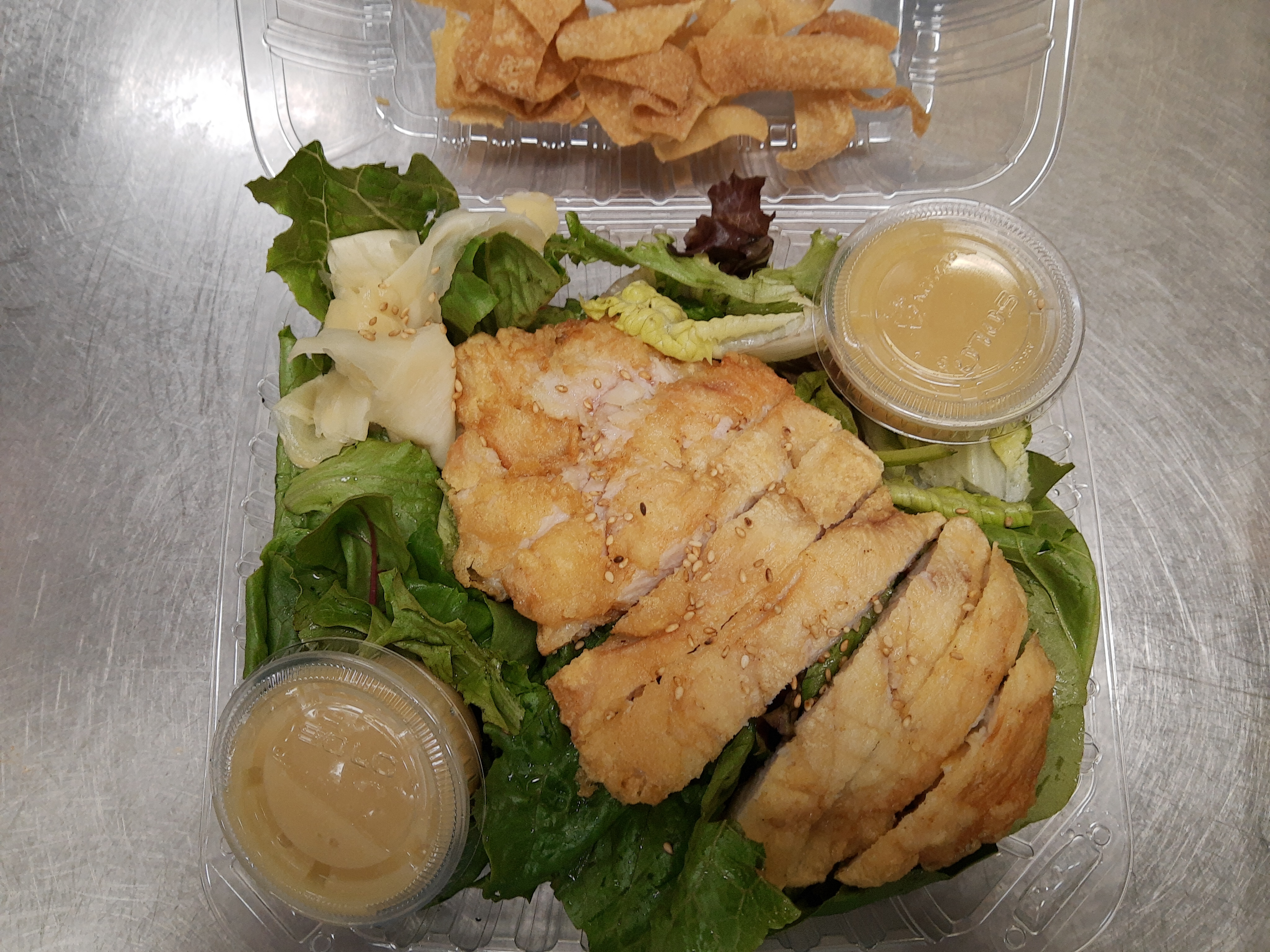 Order K4. Chicken Salad food online from 88 Chinese & Sushi Sherman Oaks store, Van Nuys on bringmethat.com