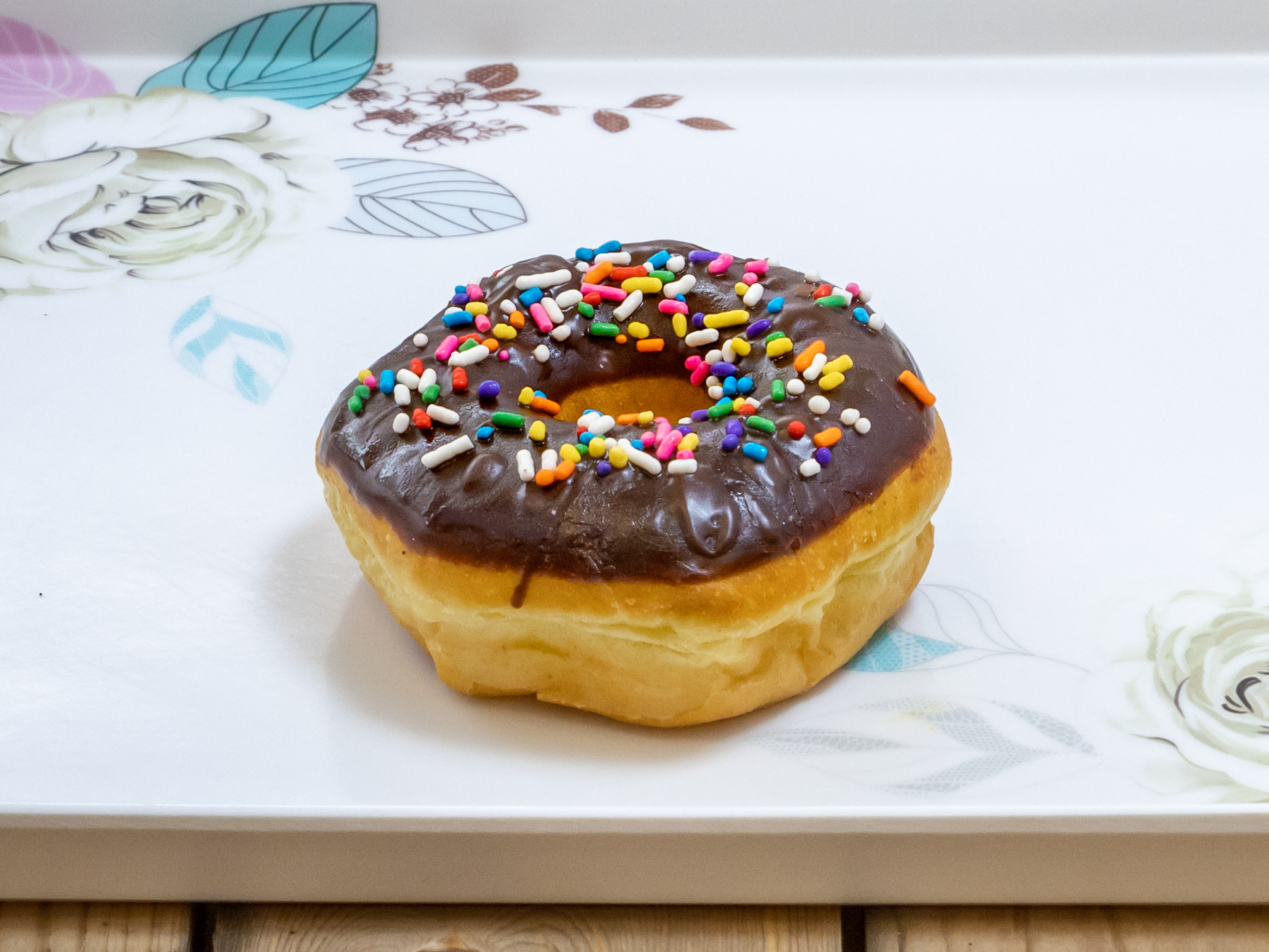 Order Sprinkled Donut food online from Cotton Candy Donuts store, Dallas on bringmethat.com