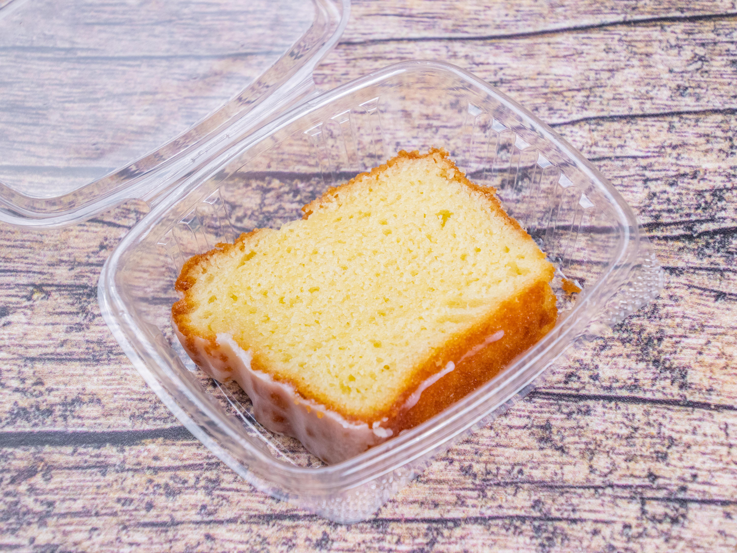 Order Pound Cake food online from Mo-Joe store, Riverdale on bringmethat.com