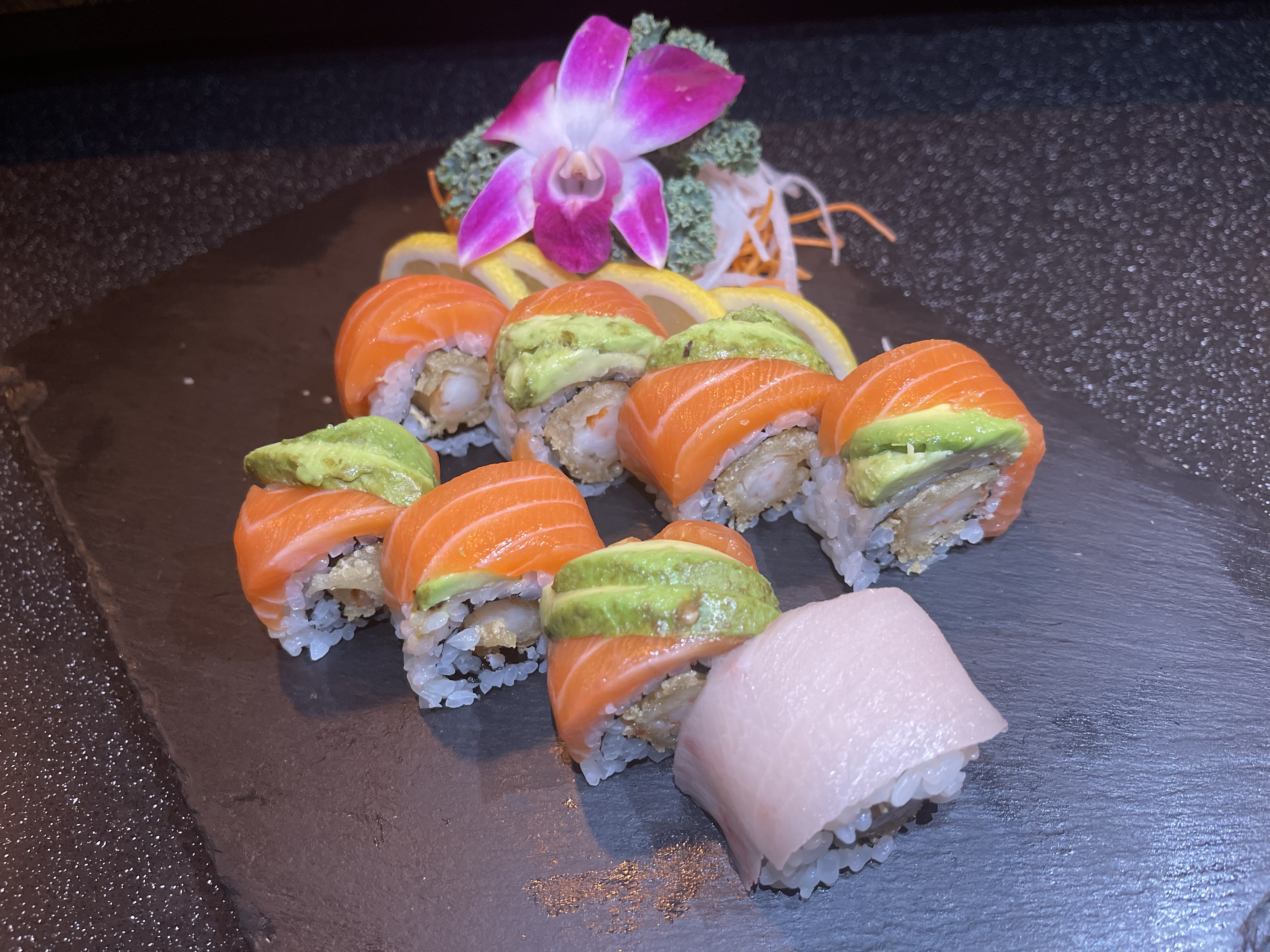Order Freehold Roll food online from Oyako Tso store, Freehold on bringmethat.com