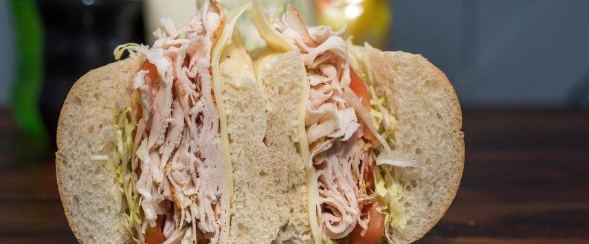 Order 8in  #7 Oven Gold Turkey food online from Mr. Subs- North Brunswick store, North Brunswick Township on bringmethat.com