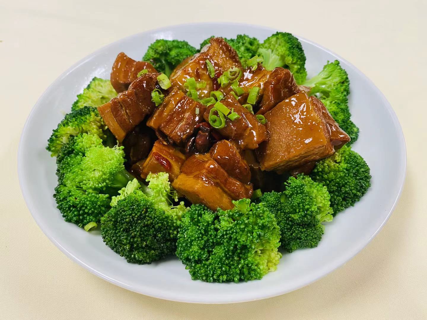 Order K5. Taiwanese Braised Pork food online from Wei Buford store, Buford on bringmethat.com