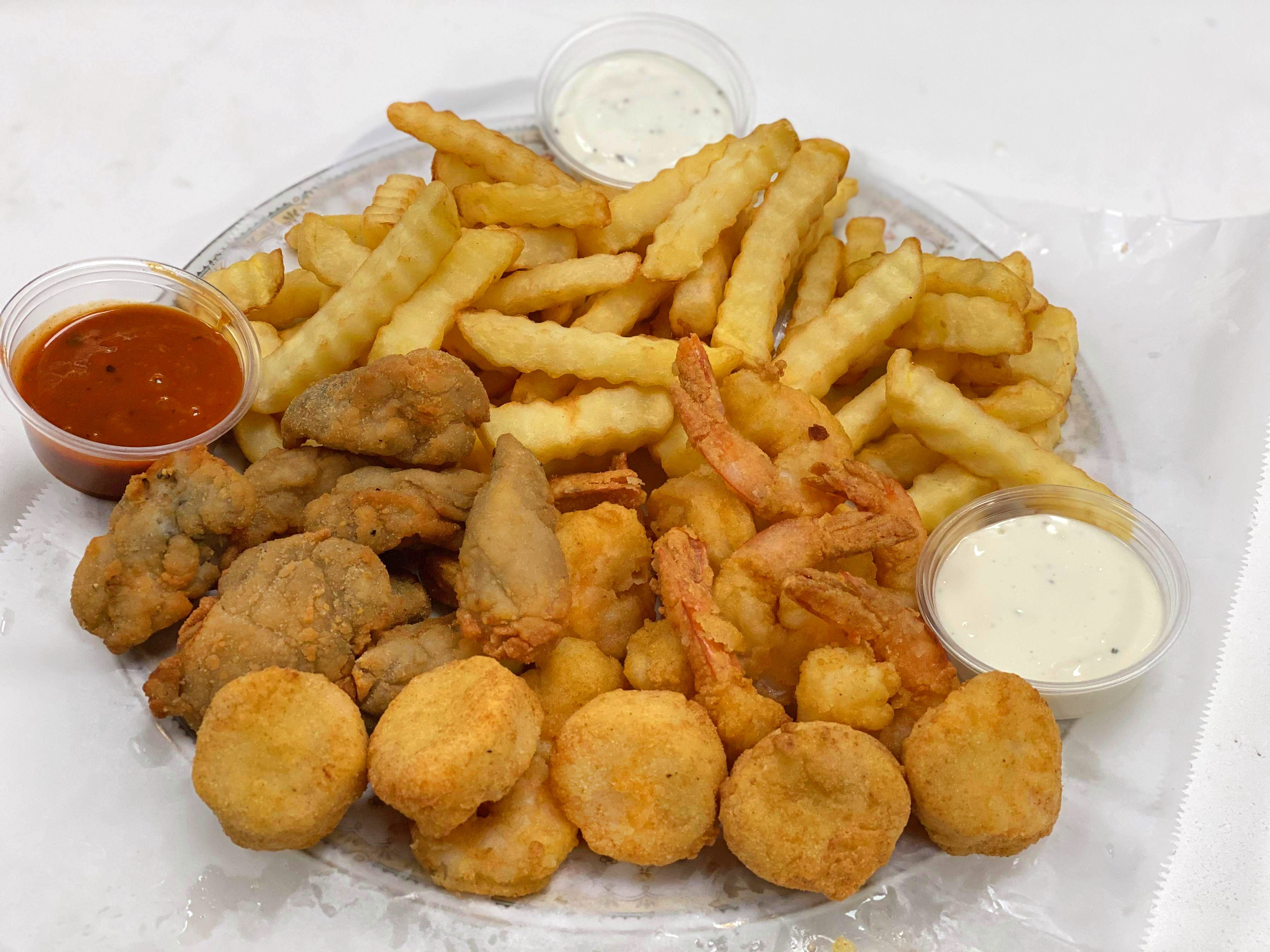Order 5 Scallops, 5 Shrimp and 5 Oysters Combo food online from J-ville Crab Shack, inc. #4 store, Jacksonville on bringmethat.com