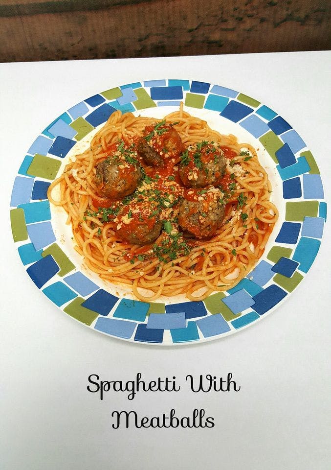 Order Spaghetti with Meatballs Lunch - Lunch food online from Little Vito Pizza store, Kernersville on bringmethat.com