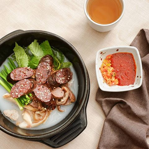 Order Pork Sausage Stew (순대국) food online from Yangji Gamjatang store, Los Angeles on bringmethat.com
