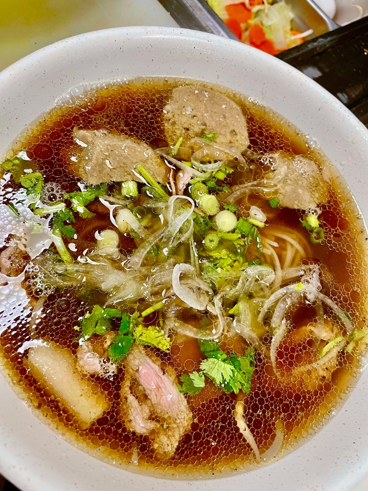 Order Pho Noodle Soup food online from Umami Noodle Bar store, Pooler on bringmethat.com