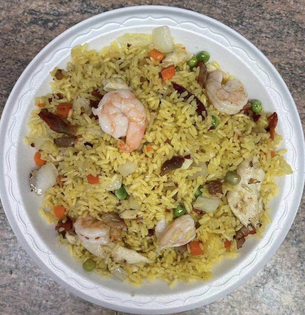 Order 44. House Special Fried Rice 本楼炒饭大小 food online from China Wok store, Warner Robins on bringmethat.com