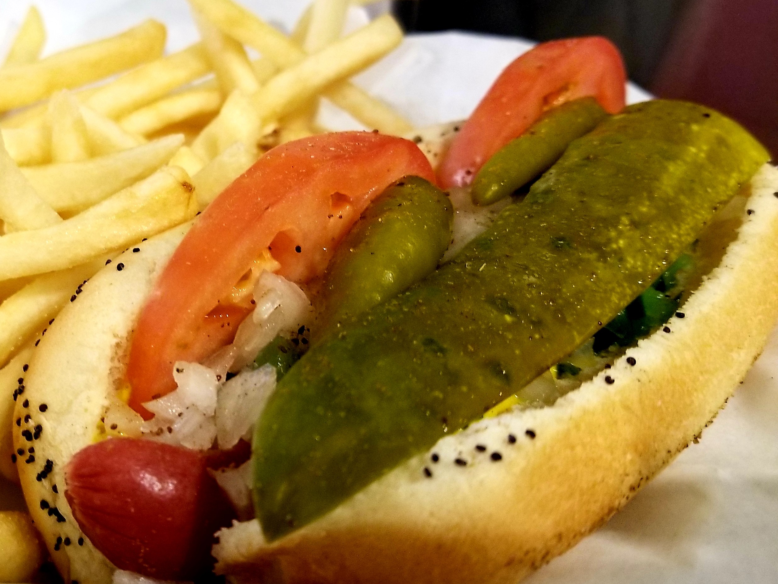Order Hot Dog and Fries food online from Southtown Hotdogs store, Elmhurst on bringmethat.com