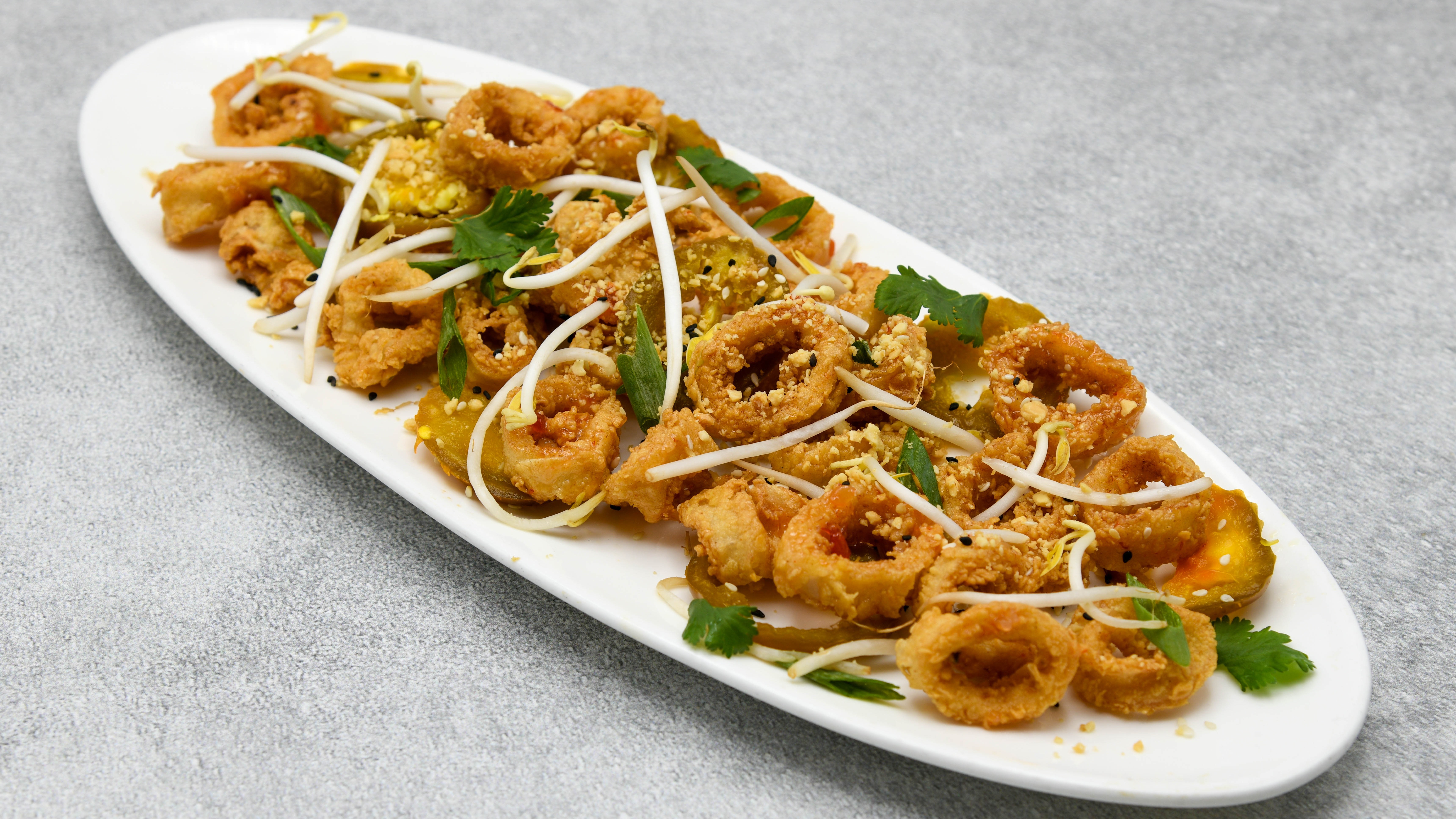 Order Shanghai-Style Calamari food online from Del Frisco's store, Houston on bringmethat.com