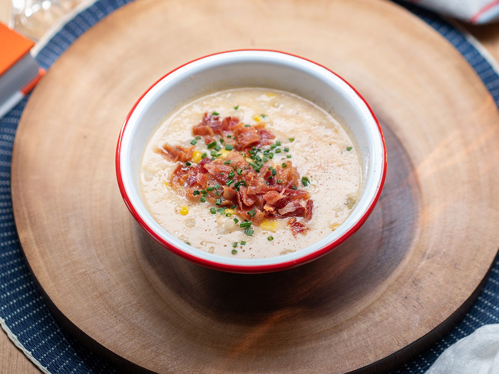 Order Corn Chowder With Chive + Bacon food online from Woofers Hot Dogs store, Long Beach on bringmethat.com