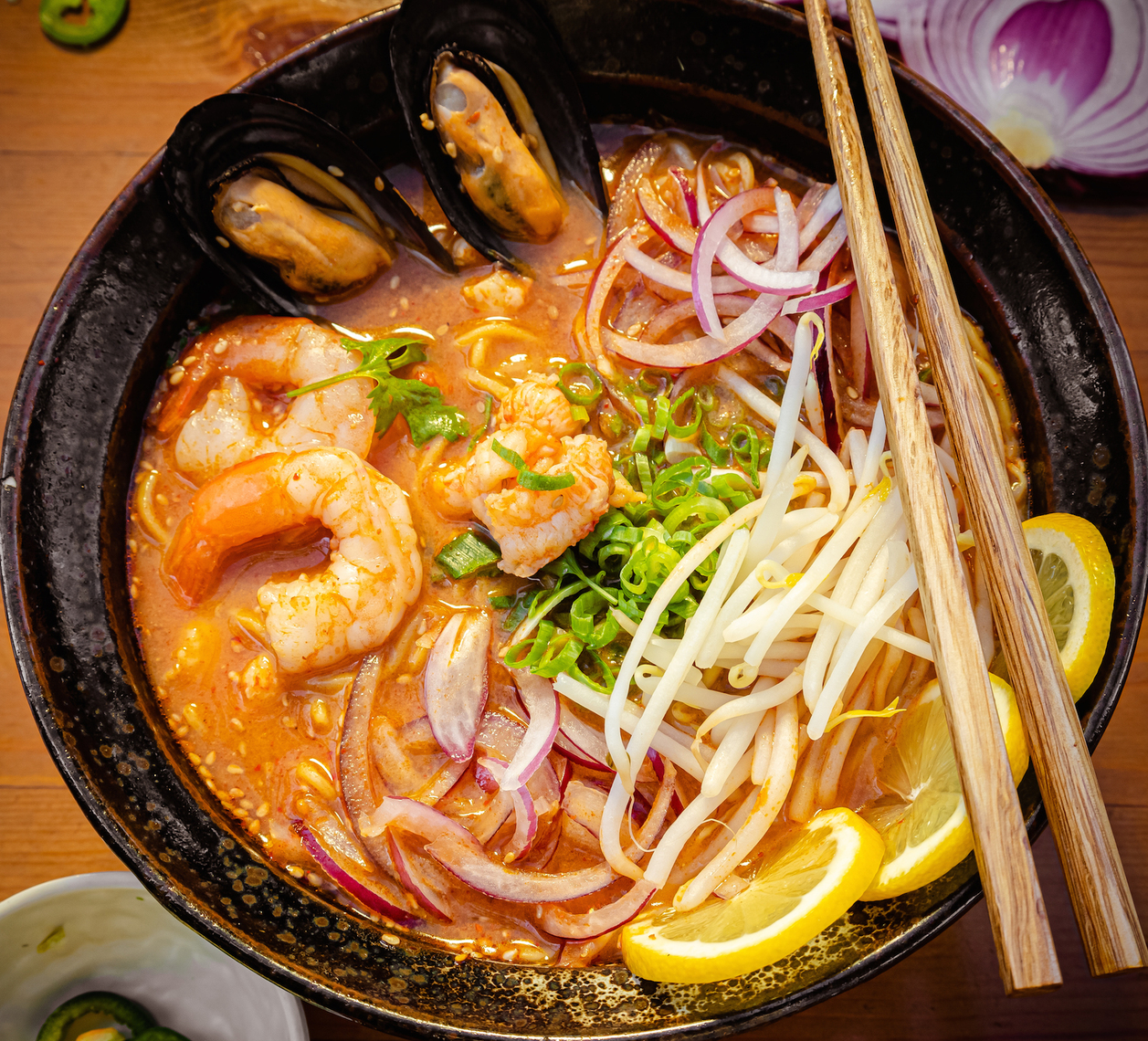 Order Tenno Seafood Ramen food online from Fukusuke Japanese Ramen Dining store, Fountain Valley on bringmethat.com