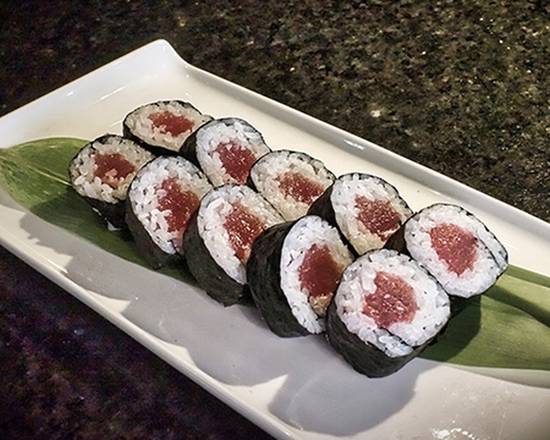 Order Maki Tuna food online from Kumori Sushi & Teppanyaki store, McAllen on bringmethat.com
