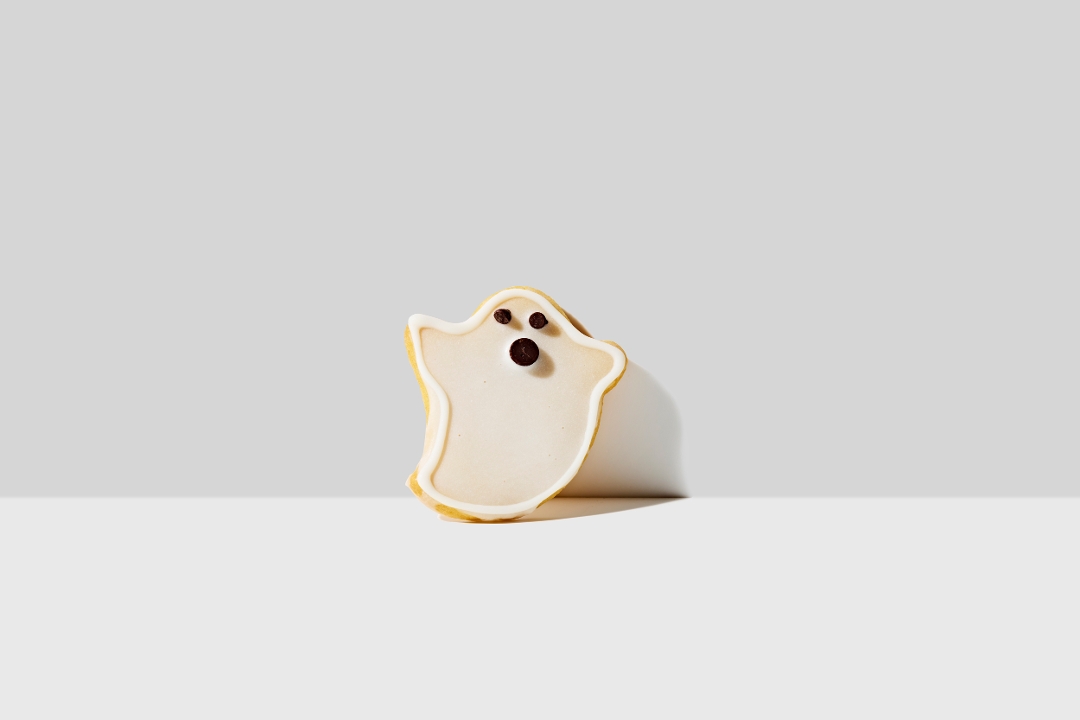 Order Ghost Cookie (V) food online from Gregorys Coffee store, New York on bringmethat.com