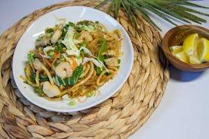 Order Miki Bihon (Egg & Rice Noodles) food online from Max Restaurant store, South San Francisco on bringmethat.com