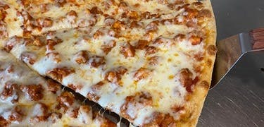 Order Buffalo Chicken Pizza - Small food online from Mario Pizza store, New Rochelle on bringmethat.com