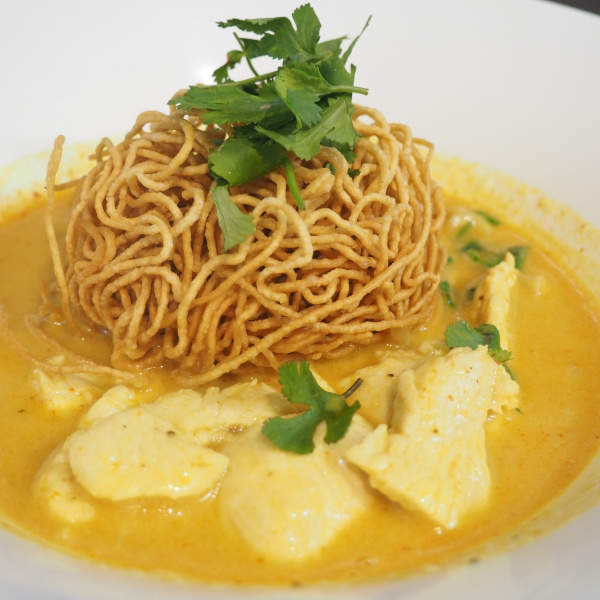 Order 46. Khao Soi Noodle food online from The Taste Kitchen store, Culver City on bringmethat.com
