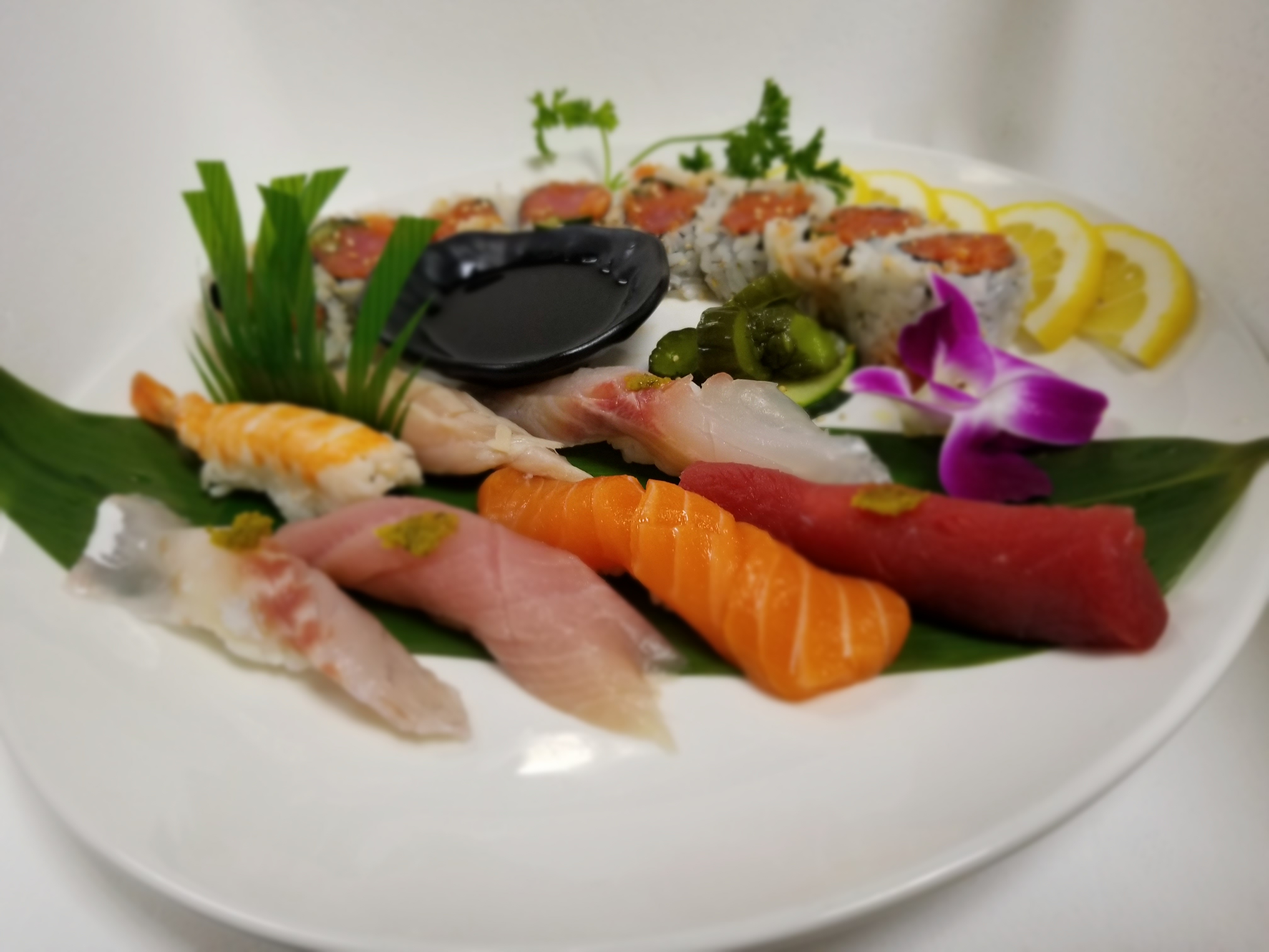 Order Omakase 1 food online from Koisan Sushi & Japanese Cuisine store, Orange on bringmethat.com