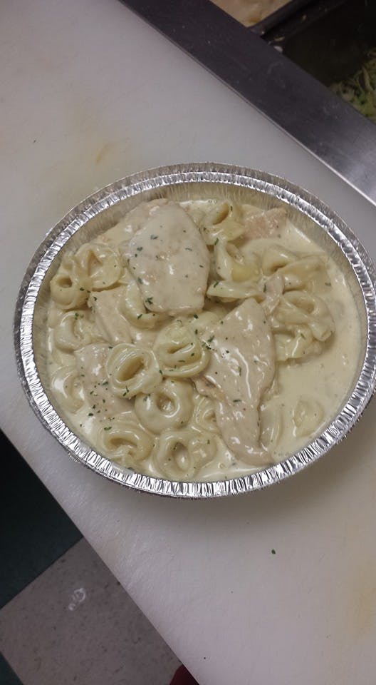 Order Baked Tortellini Alfredo - Pasta food online from Potsy Pizza store, Allentown on bringmethat.com