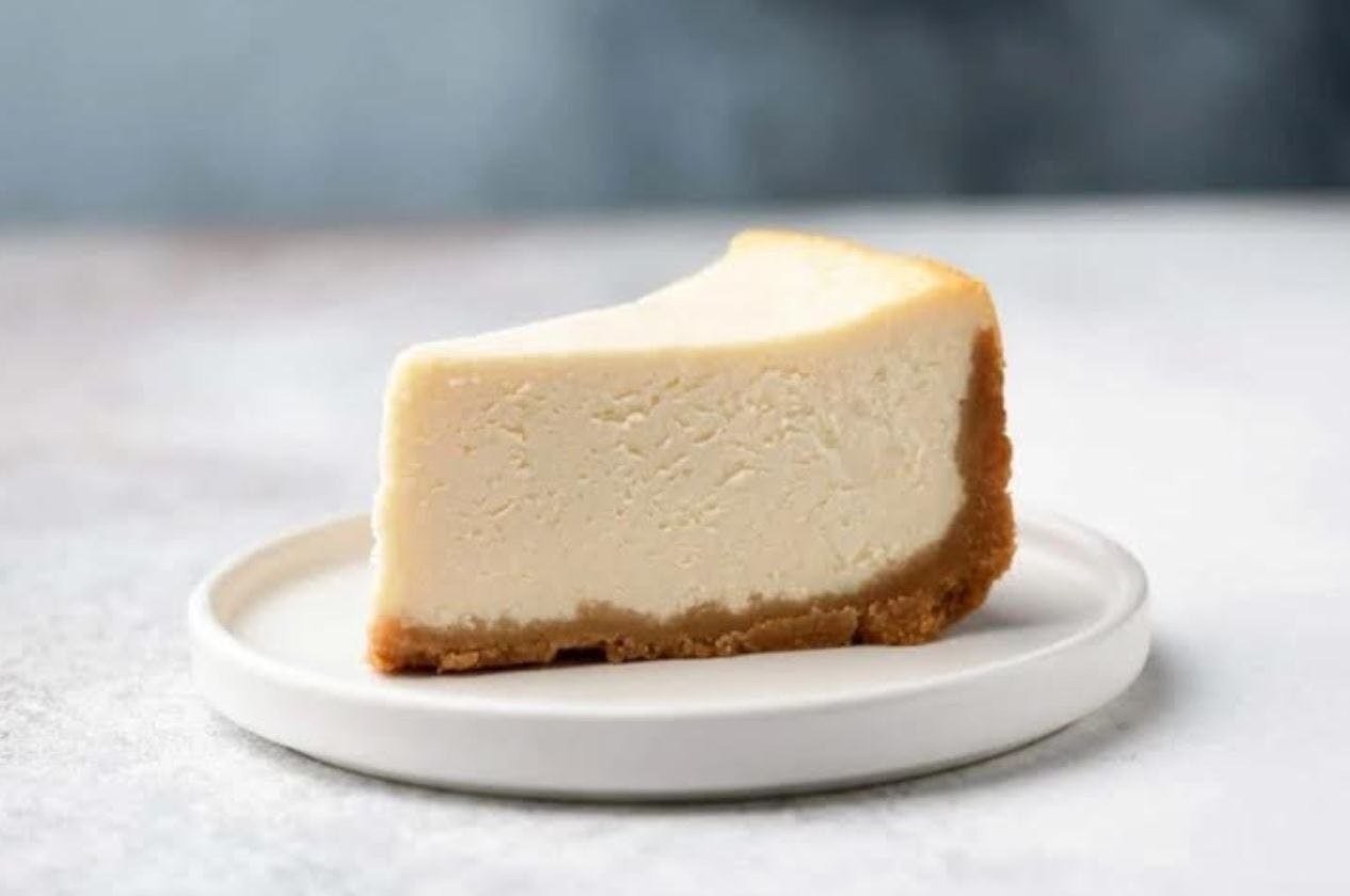 Order Cheesecake - Desserts food online from Bianco Italian Cuisine store, Inglewood on bringmethat.com