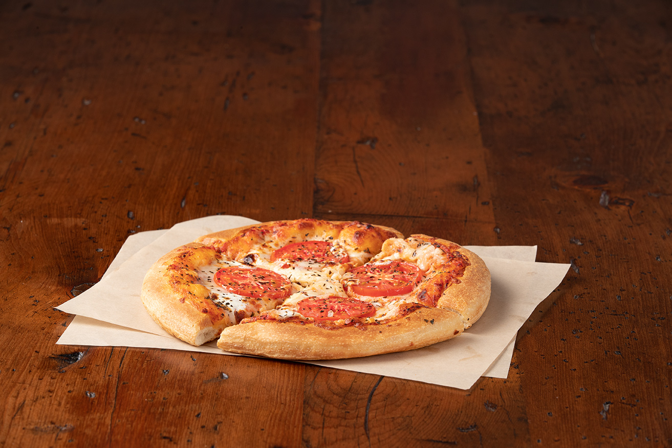 Order 9” Margherita Pizza food online from La Madeleine store, Grapevine on bringmethat.com