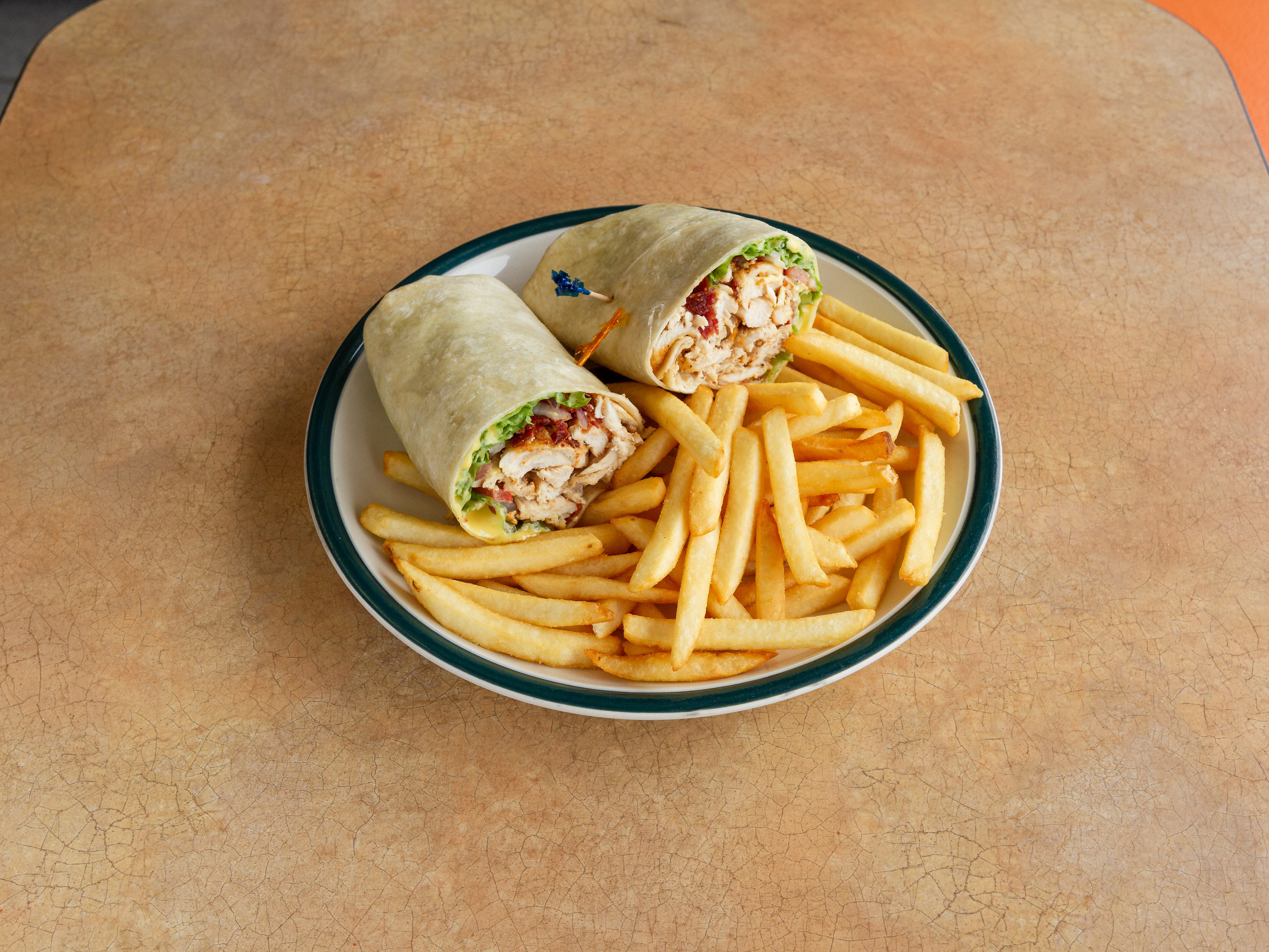 Order Grilled Chicken Wrap food online from Hilltop Pizza & Subs store, Nottingham on bringmethat.com